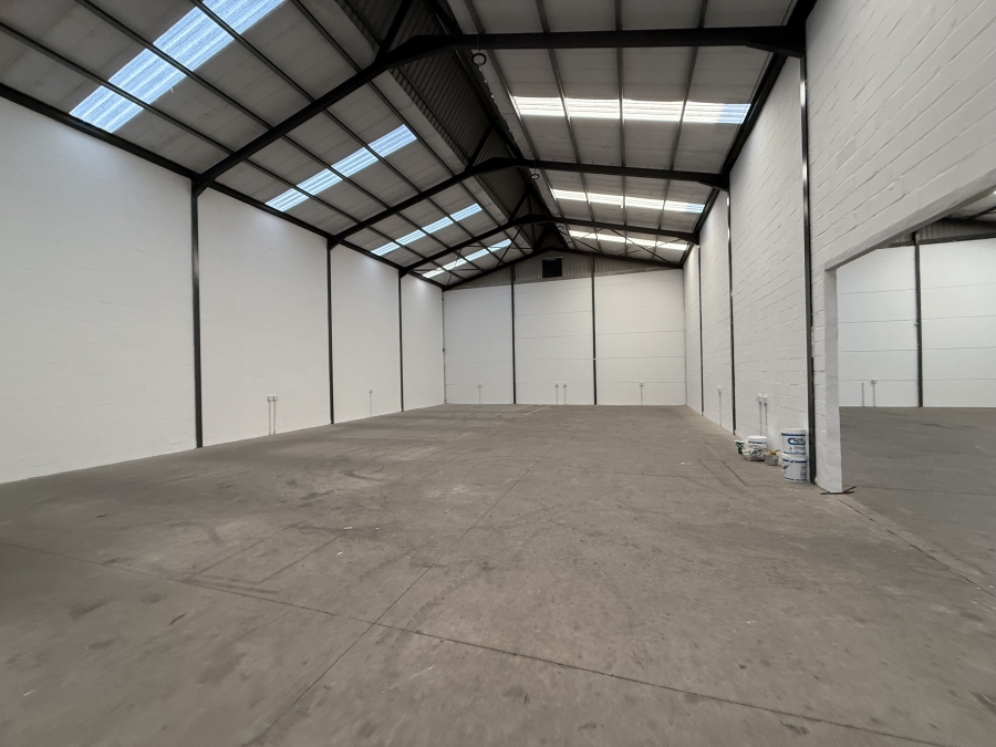 To Let commercial Property for Rent in Rivergate Western Cape